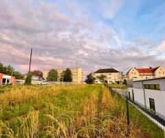 Na sprzedaż atrakcyjna działka usługowa - Niemodlin