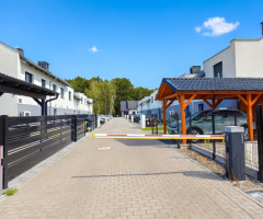 Nowoczesny dom szeregowy z pompą ciepła i fotowoltaiką – Dąbrowa k. Opola